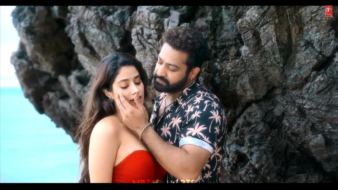 Paththavaikkum NTR  Janhvi Kapoor Anirudh WhatsApp Status in Tamil